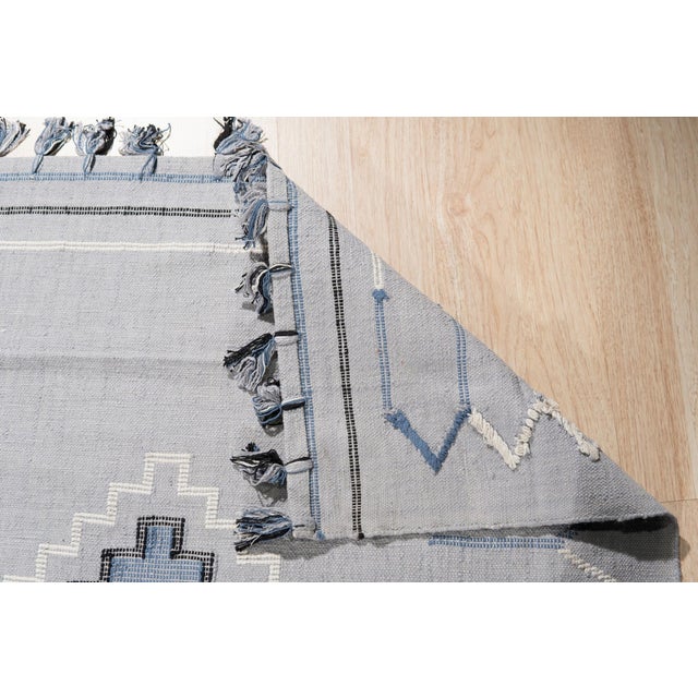 Textile 4x6 Rustic Penelope Silver Geometric Modern Flatweave Carpet Rug For Sale - Image 7 of 10