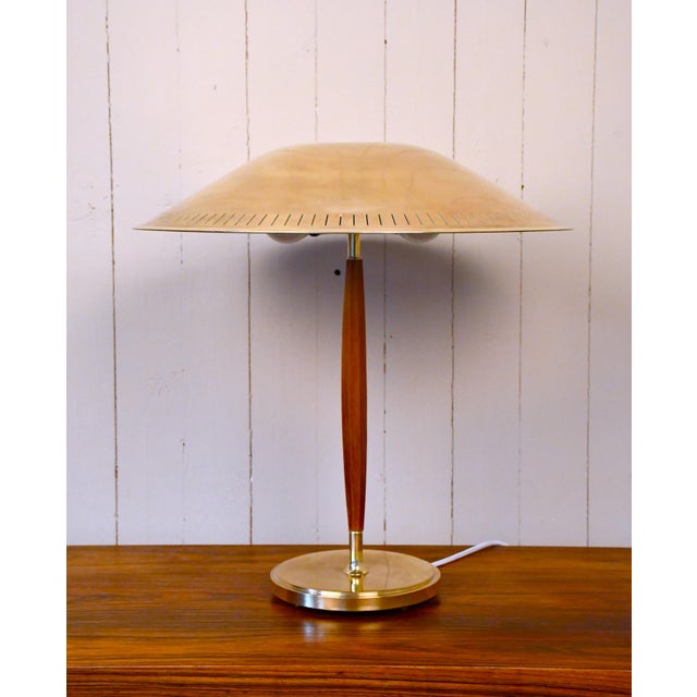 Large Swedish Modern Brass and Beech Table Lamp by Harald Notini for Böhlmarks Lampfabrik Ab, 1940s For Sale - Image 4 of 17