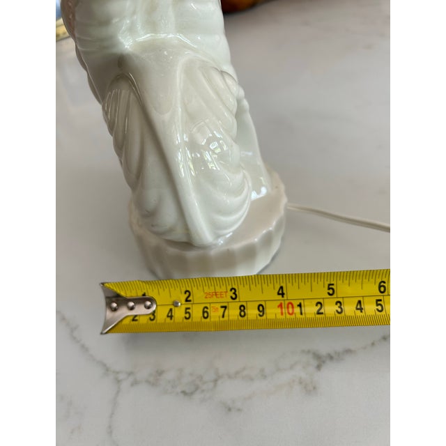 1970s 1970s Mid-Century Modern Ceramic Acanthus Leaf Lamp For Sale - Image 5 of 7