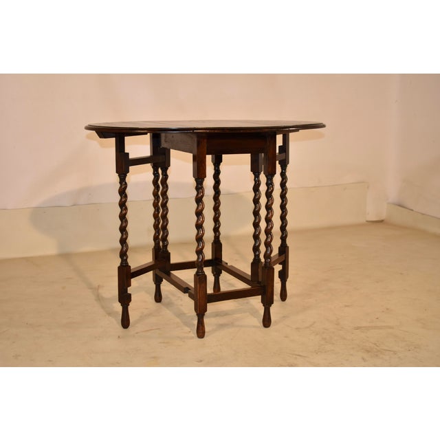 Wood Edwardian Oak Gate-Leg Side Table From England, Circa 1900 For Sale - Image 7 of 9