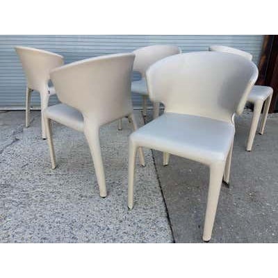 Cassina Set of 5 Cassina Hola Leather Chairs designed by Hannes Wettstein For Sale - Image 4 of 12