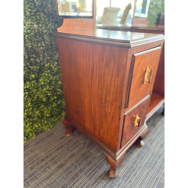 Victorian Antique Victorian Dressing Table With Tri-Fold Mirrors and Celluloid Handles (French Ivory) For Sale - Image 3 of 18