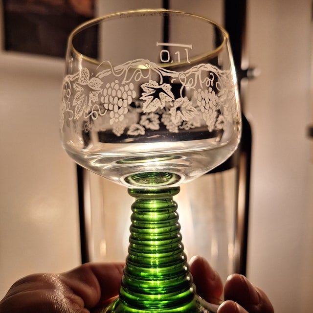 Traditional Vintage German Roemer Crystal Wine Glasses: Etched Grape With Green Beehive Stem For Sale - Image 3 of 8