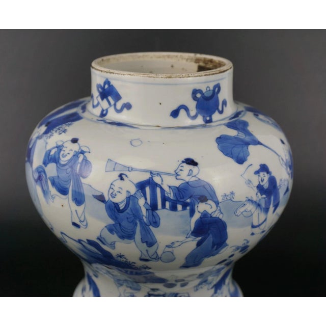 Antique Chinese Blue & White "Hundred Boys" Porcelain Vase With Wooden Cover (Kangxi Period) For Sale - Image 9 of 13