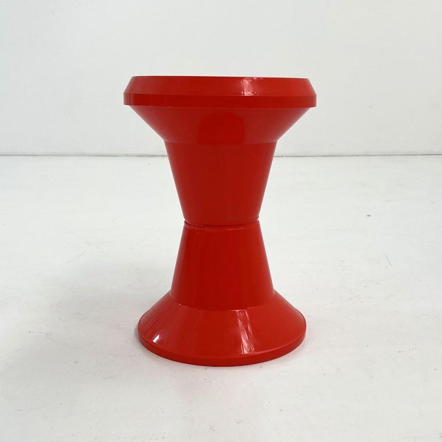 Taormina Table and Stools from Giganplast, 1970s, Set of 5 For Sale - Image 3 of 11