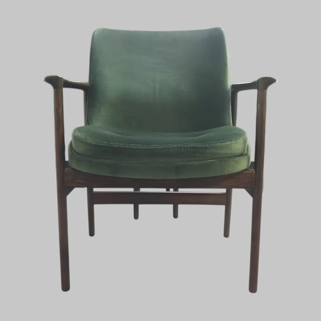 Mid-Century Danish Armchair in Deep Green Velvet Velour attributed to Ib Kofod-Larsen for Fröscher KG, Germany, 1960s For Sale - Image 14 of 14