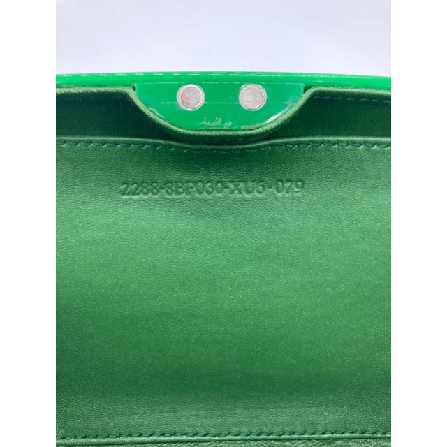 クラッチバッグ FENDI  Clutches Women Fabric Green/Green Tea Fendi Green Logo Box Clutch | Chairish