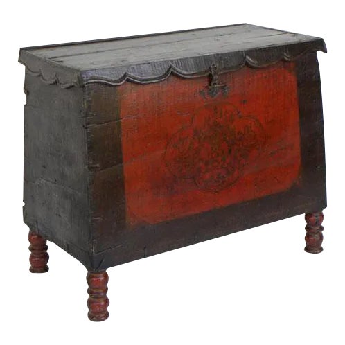 Late 18th Century Panted Wooden Truck From Tibet For Sale