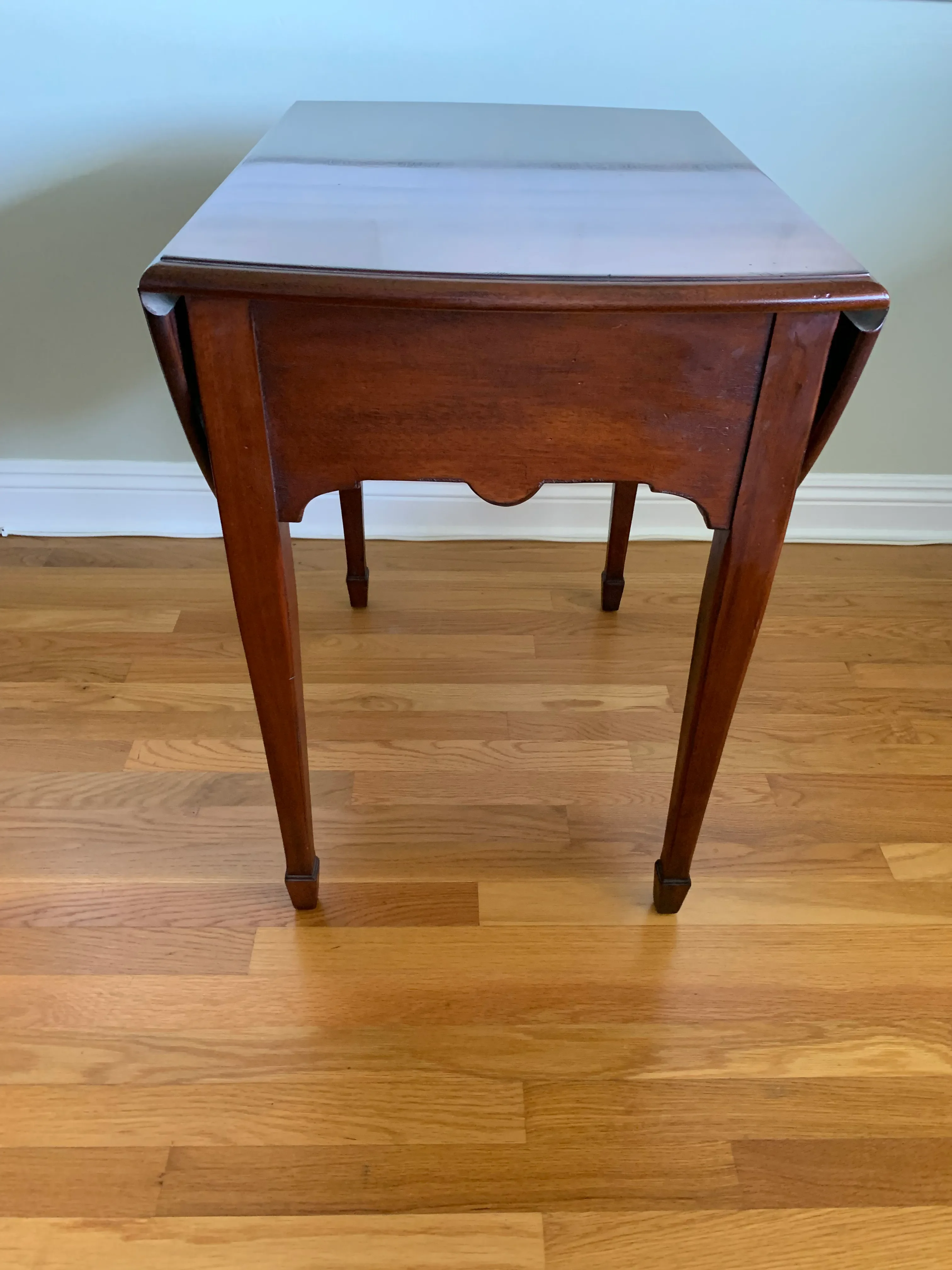 Drexel Heritage Butterfly/Drop Leaf Side Table | Chairish