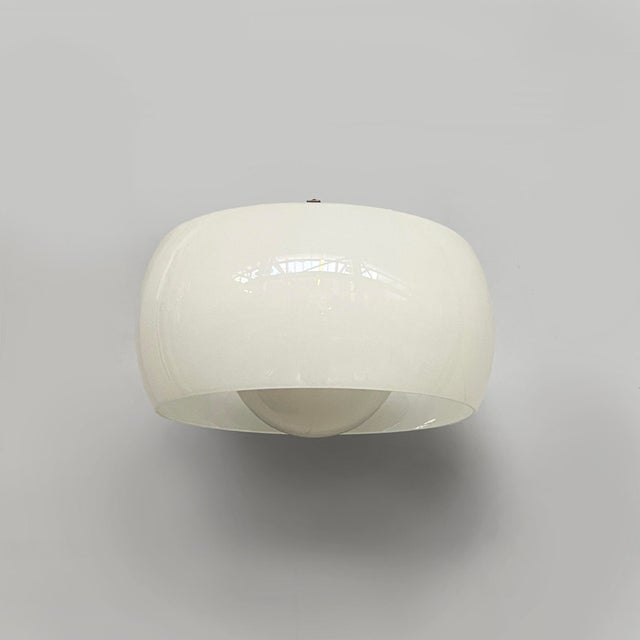 Mid-Century Modern Mid-Century Modern Italian Wall Lamp Clinio from Vico Magistretti for Artemide, 1970s For Sale - Image 3 of 16