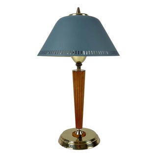 Mid-Century Modern Swedish Walnut and Brass Table Lamp by Erik Tidstrand, 1940s For Sale