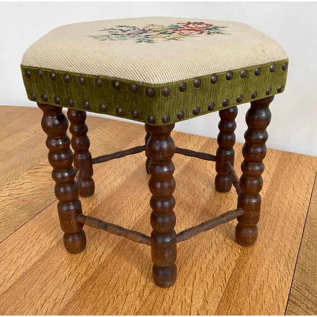 Mid 20th Century Vintage Mid-Century Footstool With Floral Needlepoint Tapestry For Sale - Image 5 of 8