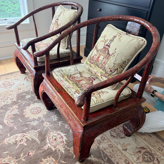 Early 19th Century Pair of 19th Century Horseshoe Chairs For Sale - Image 5 of 11