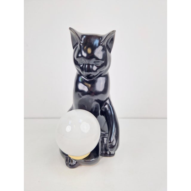 Mid-Century Cat Sphere Table Lamp in Ceramic and Opal Glass, 1970s For Sale - Image 6 of 9