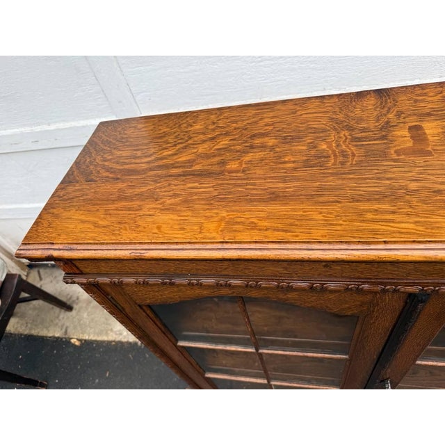 Antique Early 20th Century Mission Style Oak Display Cabinet/ Bookcase For Sale - Image 10 of 18