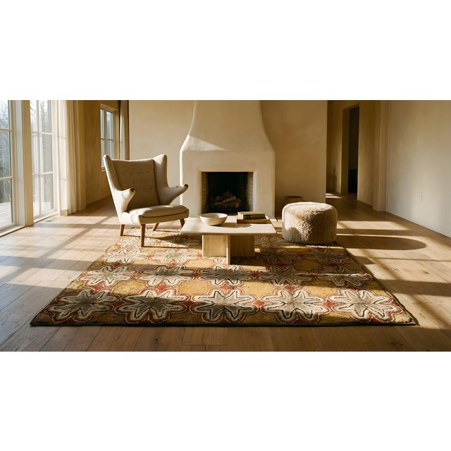 1890s Tan Champagne Geometric Folk Art Antique American Hooked Rug 4' 6" X 4' 8" Woven Cotton Carpet For Sale - Image 11 of 12