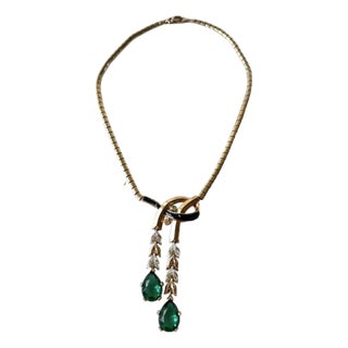 15" Vintage Crown Stamped Trifari Gold-Toned Emerald and Clear Rhinestone Necklace - 1949 For Sale