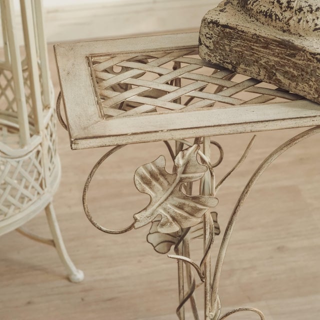 1950s Metal Side Table with Wire Shelf For Sale - Image 5 of 16