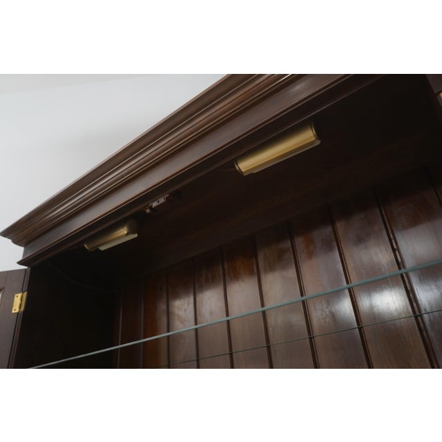 1970s Stickley Leaded Glass Cherry 2 Door Curio Bookcase Cabinet For Sale - Image 5 of 18