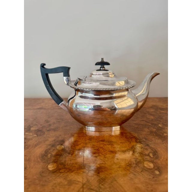 Antique Edwardian Tea Service from Walker and Hall, 1900s, Set of 4 For Sale - Image 4 of 8