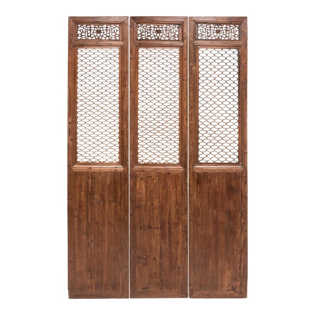 Chinese Quadrilobe Lattice Courtyard Panels, c. 1850 - Set of 3 For Sale