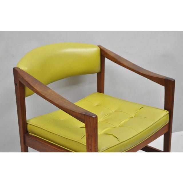 DUX Vintage Ray Zimmerman for Dux Sculpted Walnut Green Vinyl Club Lounge Arm Chair For Sale - Image 4 of 18
