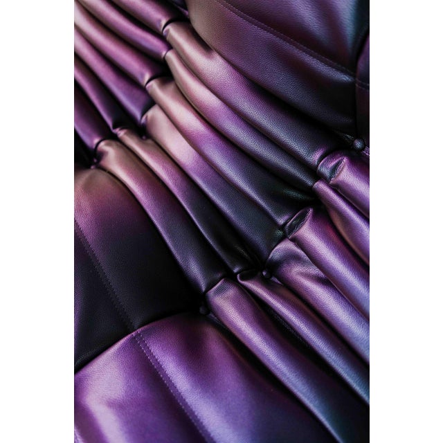 Togo 2-Seater Sofa in Ultraviolet Leather by Michel Ducaroy for Ligne Roset For Sale - Image 16 of 18