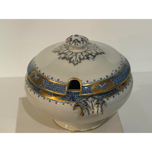 Antique English Dalmeny Covered Tureen by Hancock Whieldon Pattern, Blue & Gilt For Sale In Phoenix - Image 6 of 10