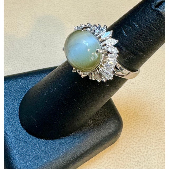 11.6 Ct Chrysoberyl Cats Eye Unisex Ring With Marquise Diamond Set in platinum For Sale - Image 18 of 18