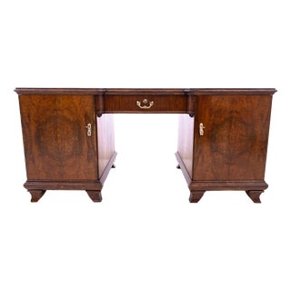 Antique Desk in Walnur, Germany, 1910 For Sale