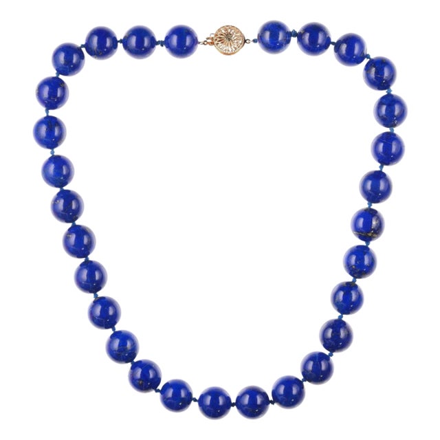 19" Vintage 14k clasp 14-15mm lapis lazuli beaded necklace For Sale