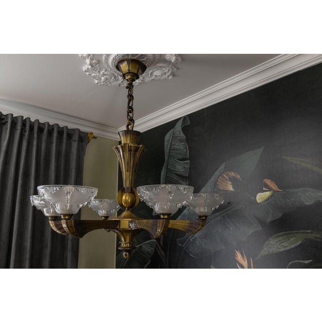 French Art Deco Six-Light Bronze & Frosted Glass Chandelier, 1930s For Sale - Image 4 of 18