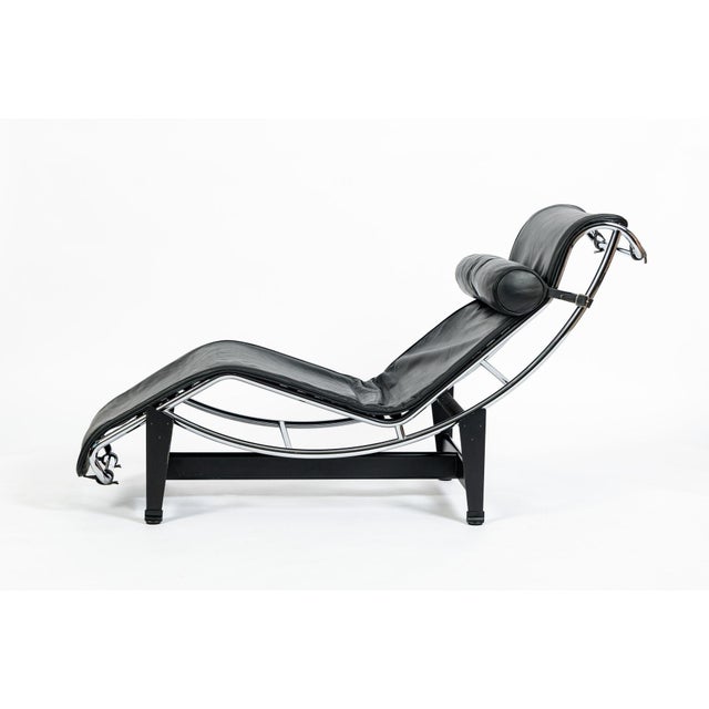 Cassina Lc4 Black Leather Chaise Lounge Chair by Le Corbusier 1994 For Sale - Image 10 of 18