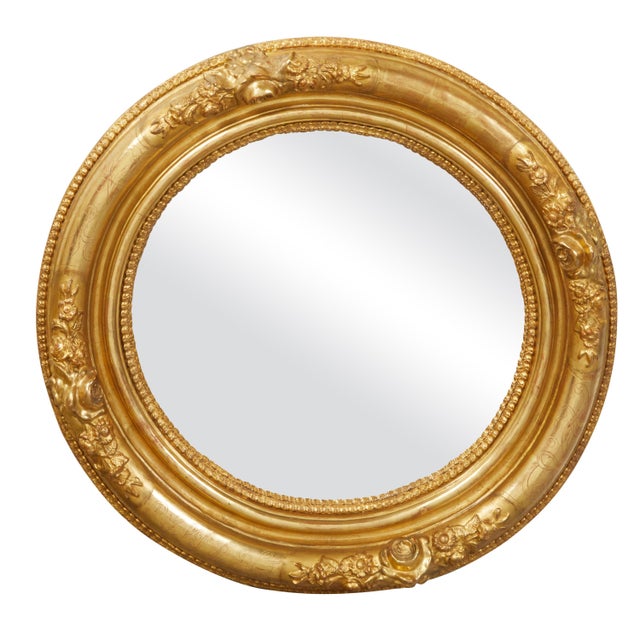 English English 19th Century Round Giltwood Mirror with Carved Flowers and Etched Motifs For Sale - Image 3 of 8