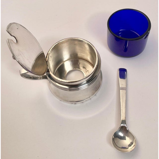Walker & Hall 1990s Walker and Hall Savoy Lidded Salt Cellar of Hotel Silver With Cobalt Glass Liner and Spoon - For Sale - Image 4 of 5