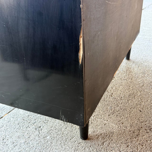American of Martinsville (Silhouette) Pair of Chest Drawers For Sale - Image 12 of 12