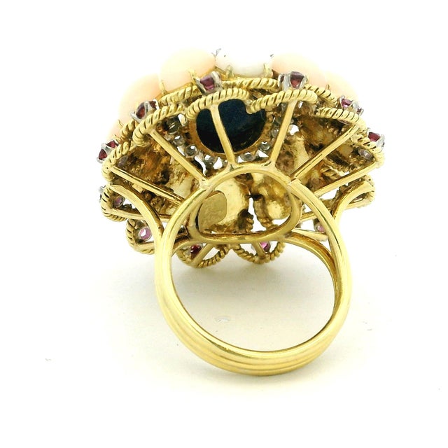 Metal Italian 18k Gold Lapis, Coral, Ruby & Diamond Cocktail Ring, 1970s, Size 7 For Sale - Image 7 of 18