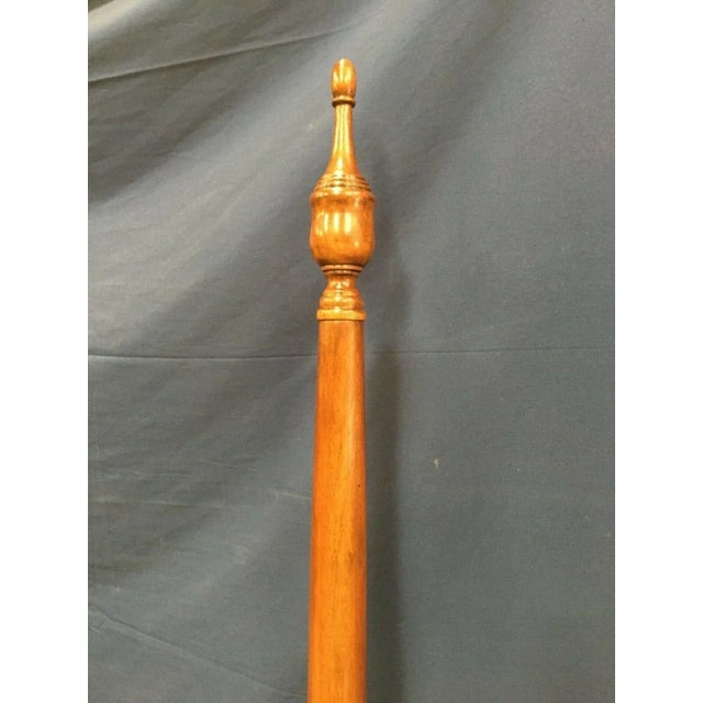 Leighton Hall Queen Size Mahogany Pencil Post Bed - Showroom Sample For Sale - Image 4 of 7