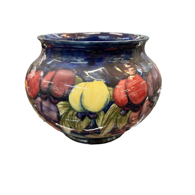 1930s English Moorcroft Pomegranate Bowl For Sale - Image 4 of 8