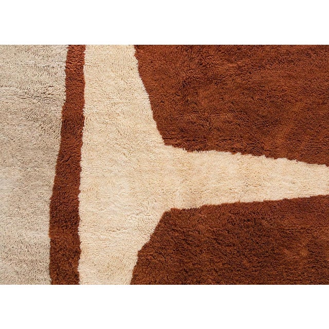 Ivory Premium Hand-Knotted Wool Rug | 9'7" X 6'5" | One of a Kind For Sale - Image 8 of 9