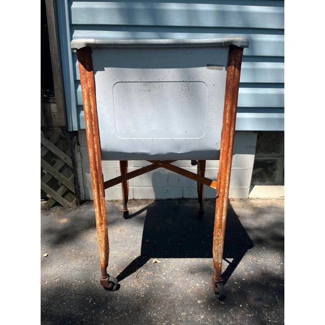 Mid 20th Century One Piece Wash Tub For Sale - Image 4 of 8