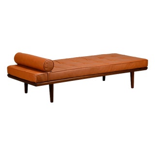 GE19 Daybed in Teak and Camel Leather by Hans J. Wegner for Getama, Denmark, 1960s For Sale