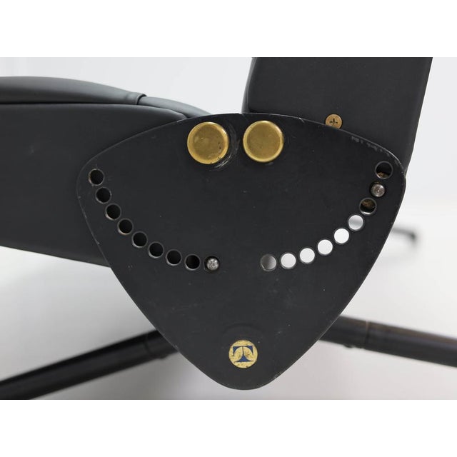 Adjustable Sofa Bed in Quilted Leather by Osvaldo Borsani for Tecno, 1970 For Sale - Image 13 of 18