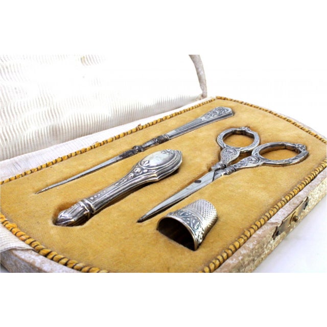 Silver Sewing Set with Original Case, Set of 4 For Sale - Image 4 of 8