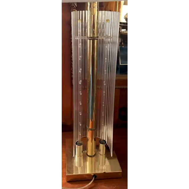 Brass Mid Century Lucite Acrylic Lamp With a Three Way Illuminated Lamp Body For Sale - Image 8 of 9