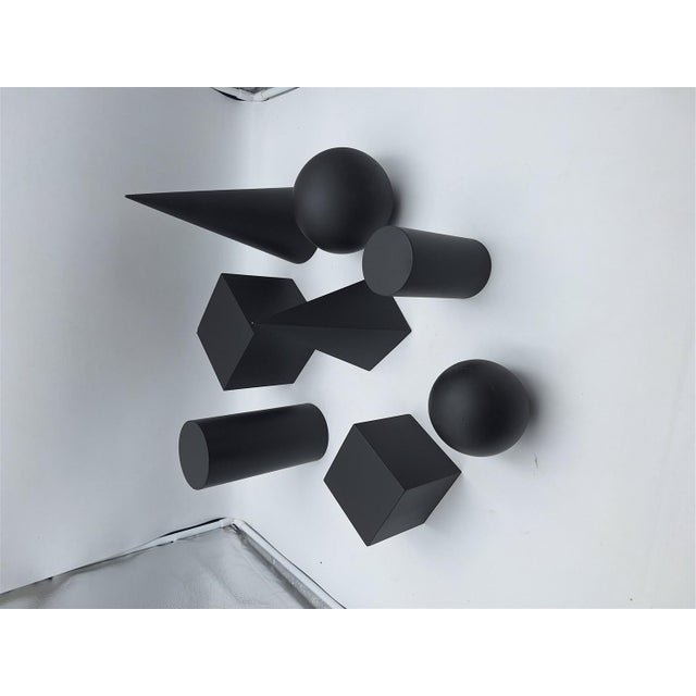 1990s Wooden Geometric-Shape Ornaments in Black Lacquer from Molteni, 1990s, Set of 8 For Sale - Image 5 of 17
