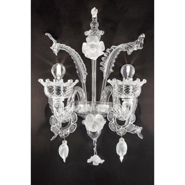 Venetian White and Transparent Floral Murano Glass Wall Sconce For Sale - Image 4 of 6