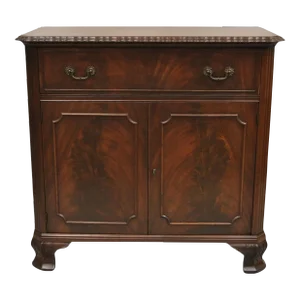 Vintage Chippendale Style Carved Mahogany Server Buffet With Bar Interior