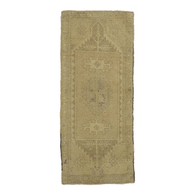 Vintage Turkish Yastik Rug - 01'07 X 03'09 For Sale