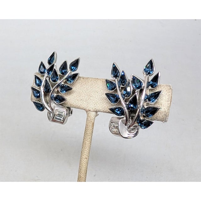Trifari Vintage Signed Crown Trifari Faux-Sapphire Leaf Clip Earrings- 2 Pieces For Sale - Image 4 of 8